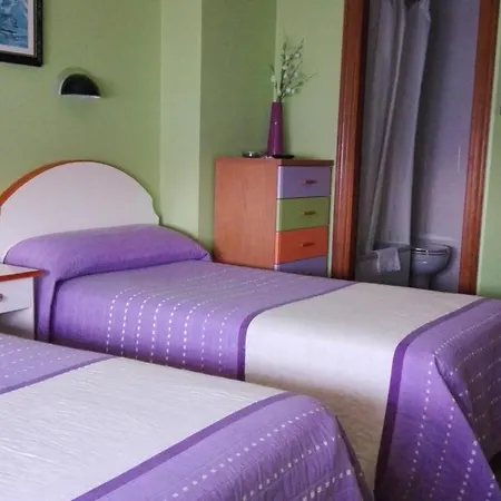 Hostal J.B Malpica Exterior photo